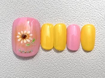 カラ ネイル 中津店(calla nail)/ふんわり小花ネイル