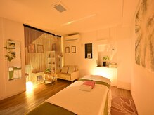 NEWOPENのプライベートな空間です。2部屋だけの静かなお店です♪
