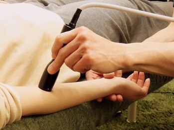 椎名亮 整体院/筋膜リリース・腕の施術