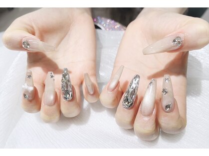 グローネイルズ(Glow Nails)の写真