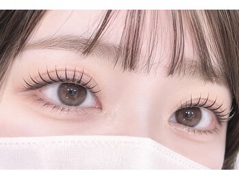 ミュラ 本店(Myrrha)の写真/目元が変わると、毎日がもっとかわいくなる♪理想のまつ毛に♪