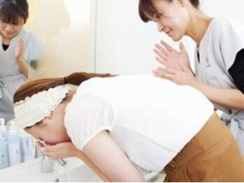 アンフィニ(infini)/(来店の流れ２)セルフ洗顔