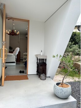 イロ(ilo)/入口こちらです♪