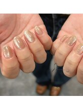 シー(SHE)/マグネットネイル