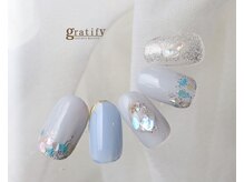 グラティフィー 梅田店(gratify)/ くすみブルーニュアンスネイル
