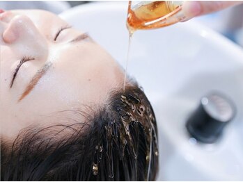 ミームスパ 梅田中崎町(Meem Spa)の写真/【癒やしと不調改善を融合】至福のヘッドスパに加え、慢性的な脳疲労も解消する贅沢なひとときを。