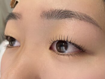 バイオレット(violets)の写真/《瞼.まつ毛を見極めて最大限にぱっちり仕上げ6000円》ノーメイクでもお目元印象UP!マスカラティント+500円