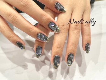 ネイルズアリー 立川店(Nails ally)の写真/【持ち込みア-ト大歓迎♪】トレンドを押さえたハイセンスなデザイン多数★どんなデザインもお任せください!