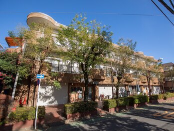 ロウ(ROU)/京王線 府中駅北口徒歩5分