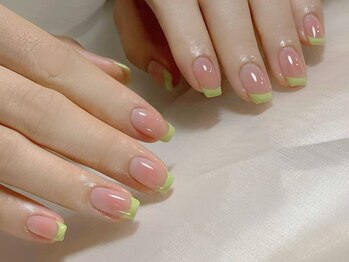 ダークハニー 池袋店(Dark Honey)/ライムグリーンフレンチネイル