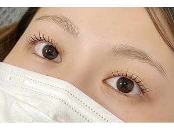 ルリアン 稲荷口/ナチュラルに盛れる目元