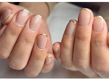 夏子ネイル アンド スクール/さりげないポイントデザイン