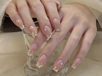 ビジューネイル(bijou nail)/