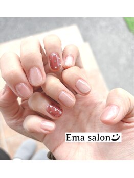 エマサロン(Ema Salon)/