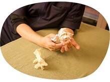 豊富な経験と知識を持った施術者がお身体の状態に合わせて施術