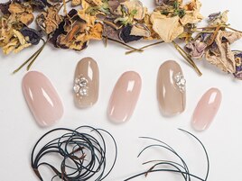 シンプルな大人ピンク