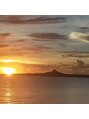 癒しの時間 備瀬からの伊江島と夕陽…大好きな景色、いつかここでマッサージ