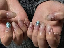 エル(ELU)/クリアベースのデザインネイル★