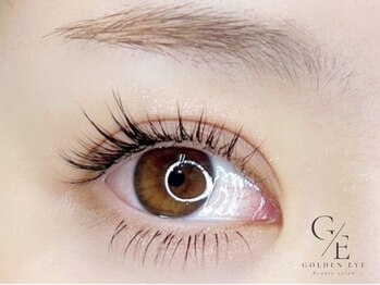 ゴールデンアイ 谷山店(Golden eye)の写真/《束感エクステには絶対コレ！/最先端ブラックグルー》韓国アイドル風の束感エクステでバブみ感を＋★