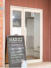 NAILILYです♪(スタッフ一同)