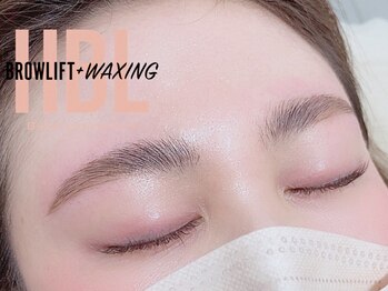 トレヴァーデルチザン 南船場店(Trevor de'rtisan eyelash)/ハリウッドブロウリフト#Trevor