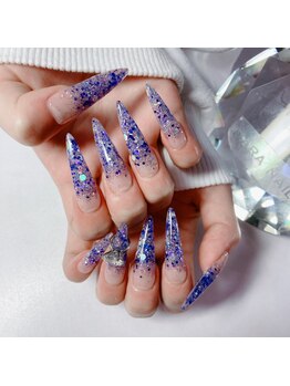 ティアラネイル(TIARA NAIL)/スカルプラメグラ¥10000