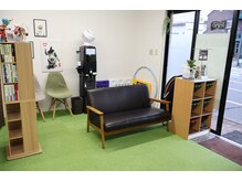 いつき整骨院/待合にはキッズスペースや漫画も