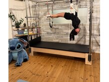 芸能人、モデル、K-POPアイドル御用達のピラティスマシン導入