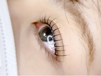 ウアラ(uala)/ラッシュリフト(まつげパーマ)