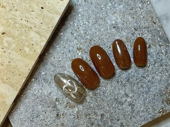 ネイルアンドアイラッシュサロン ミッタ(Mitta)/¥6600-