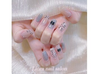リオラネイル(Liora Nail)/長さ出しシンプルデザイン