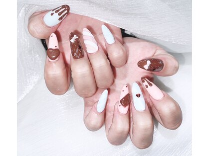 グローネイルズ(Glow Nails)の写真