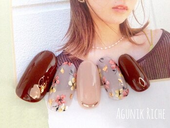 アグニークリッシェ(Agunik Riche)/【フラワーネイル】