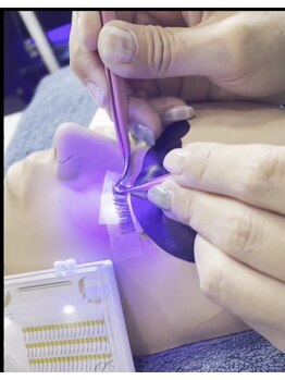 リフト(LIFT)/大流行中！最先端LEDマツエク