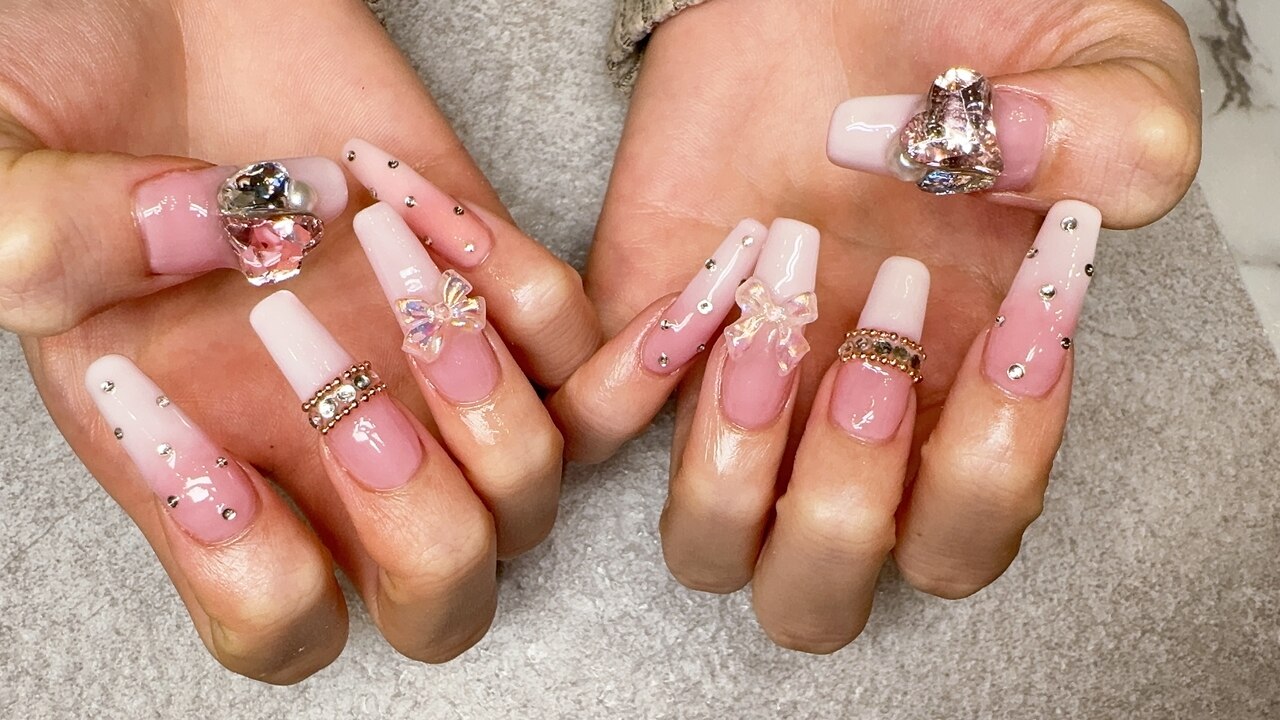 オートネイル　AUTO NAIL rabbit ラビット　高性能ネイルプリンター 世界最小クラスのネイルプリンター誕生～ おうちで、思いのままに繊細