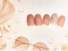 トレモロ ネイル アンド ケア(Tremolo nail and care)の雰囲気(【4月シンプル】毎月デザインが変わる定額コースがおすすめ♪)