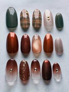 レガート(Legato)の写真/月ごとに変わる旬デザインの定額メニューで、冬を彩って♪イベントも日常も大人の抜け感ネイルで気分をUP！