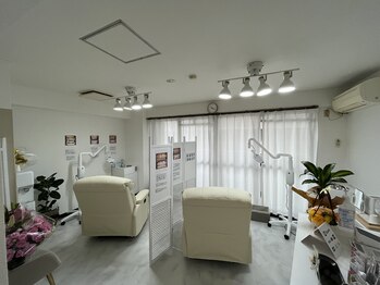 ホワイトニングショップ 長崎店/【落ち着く店内】ホワイトニング