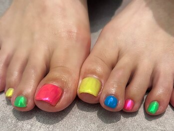 エムスラッシュ ネイル センター北店(M.SLASH)/カラフルオーロラネイル