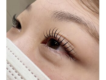 アトリエバンビ(atelier Bambi)/ラッシュリフト・まつげパーマ＊