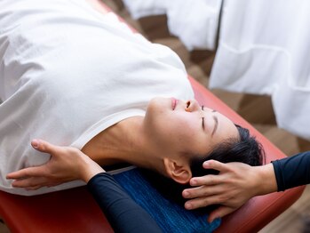 フォーユー 東生駒院(for you)の写真/いつも頑張るあなたに癒やしのひとときを◎施術実績27万超！国家資格者在籍で安心の整骨院グループ。