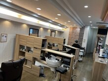 ヘッドスパ×シェービングBarBer MINATOの雰囲気(店内)