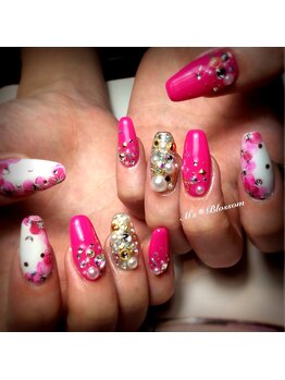 ネイルサロンアンドスクールエムズブロッサム(Nailsalon & school M's Blossom)/スカルプアート込コース