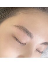 ブリスアイズ(Bliss eyes)/ハリウッドブロウリフト【住道】