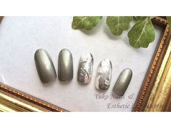 ユウコネイルズアンドエステティック ラ デェス(Yuko Nails & Esthetic La Deesse)/シルバーコース（定額制）¥6500