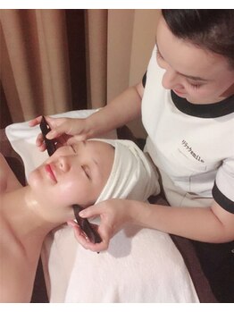 リラックスマイル 藤沢店(リラックSmile)の写真/本場の技術×スッキリ小顔×疲労回復◎【上半身整体＋小顔かっさ(炭酸パック付)+ヘッドスパ70分¥5980】
