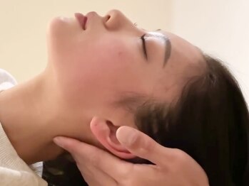 カイロプラクティック 爽リュウ(RYU)の写真/デスクワーク特有の首肩,背中,肩甲骨のこり,巻き肩,猫背,頭痛,目の疲れ等凝り固まった筋肉を緩め改善へ◎