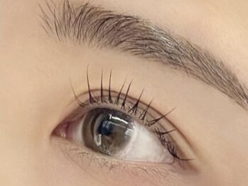 リシアンサス(Lisianthus)の写真/<美眉アイブロウwax>で眉の形・左右差・濃さのバラつきを解消。お顔全体のパーツが際立ち垢抜け美人顔へ♪