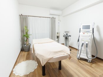 クリスタルボウ(Crystal BEAU)/