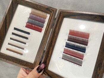 ラグーンアイ(LAGOON EYE)/豊富なカラーエクステ